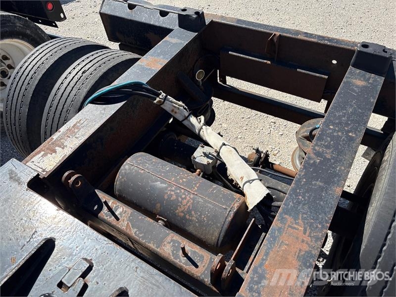 Trail King S/A Booster Axle Druge prikolice