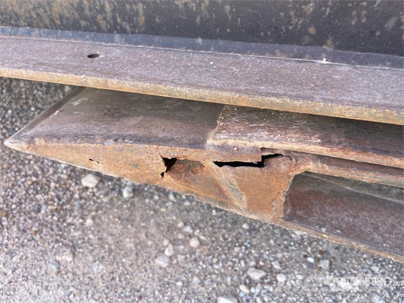 Trail King T/A Hydraulic Tail Trailer Dieplader