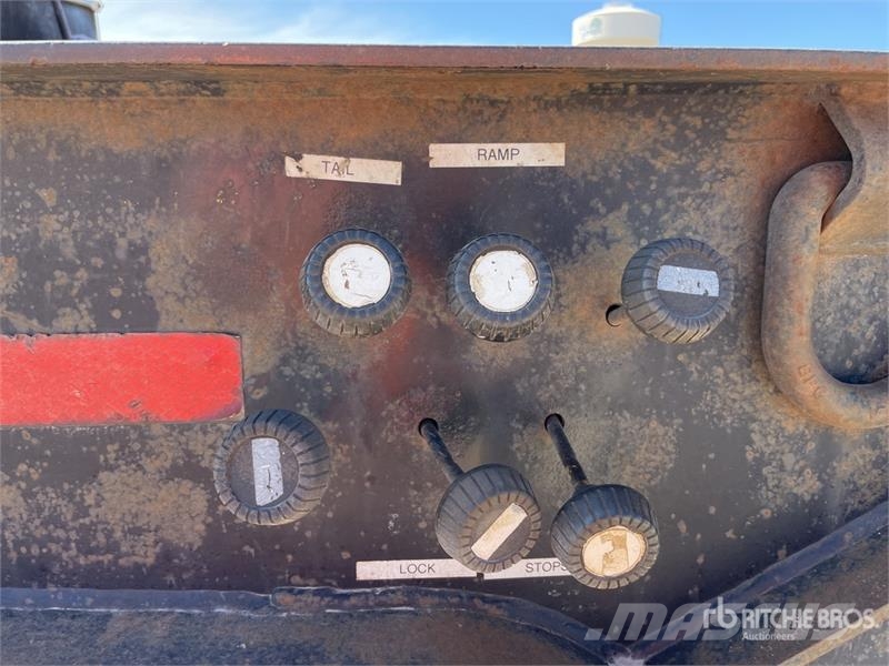 Trail King T/A Hydraulic Tail Trailer Dieplader