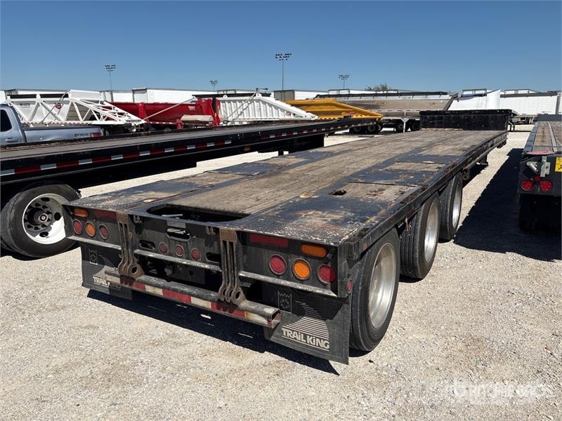 Trail King TK110CS-533 53 ft Tri/A Spread Axle Step Deck Trai Blokvogn