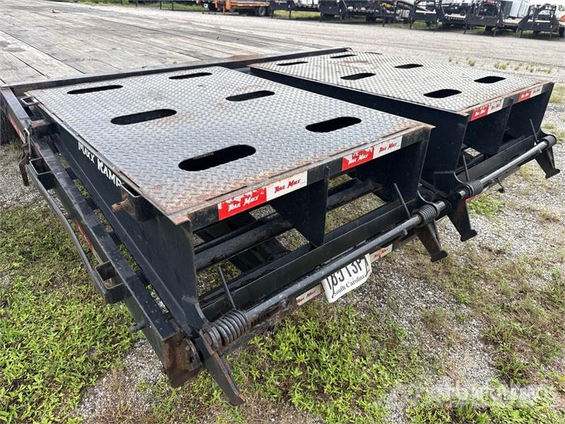 Trail Maxx MAX210S-40 40 ft T/A Gooseneck Equipment Trailer Auto pārvadāšanas treileri