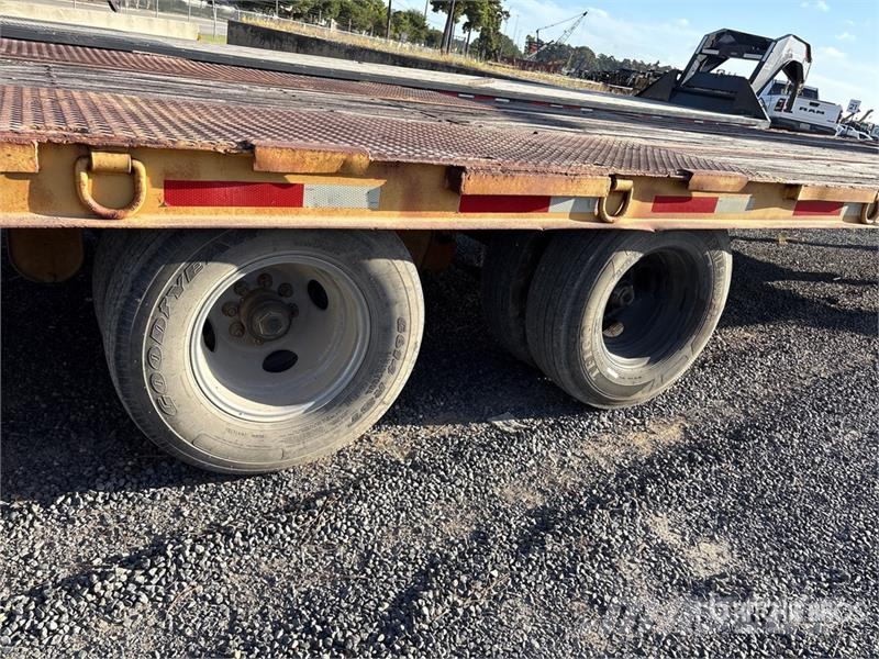 Trailboss 20 ft T/A Gooseneck Equipment Trailer Autonkuljetusperävaunut