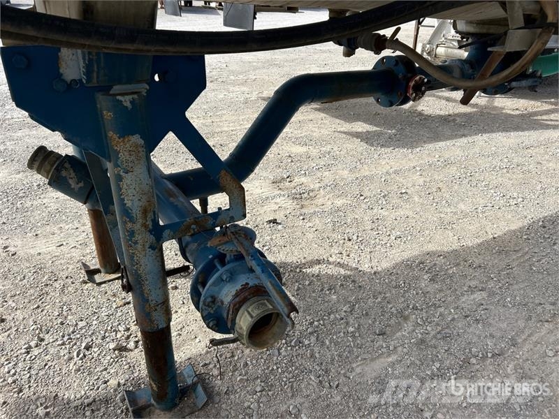 Trailmaster Tanks 7709 T/A Water Tank Trailer Muut kuorma-autot
