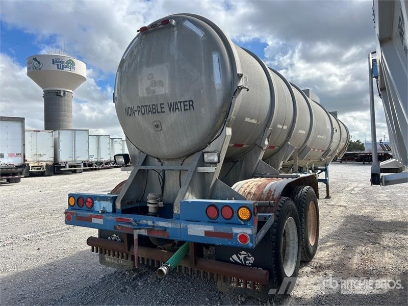 Trailmaster Tanks 7709 T/A Water Tank Trailer Muut kuorma-autot