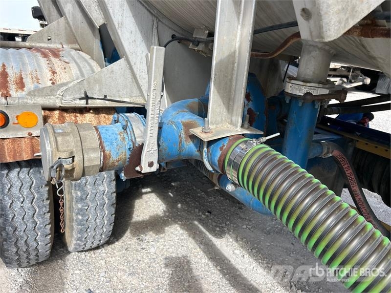 Trailmaster Tanks 7709 T/A Water Tank Trailer Muut kuorma-autot