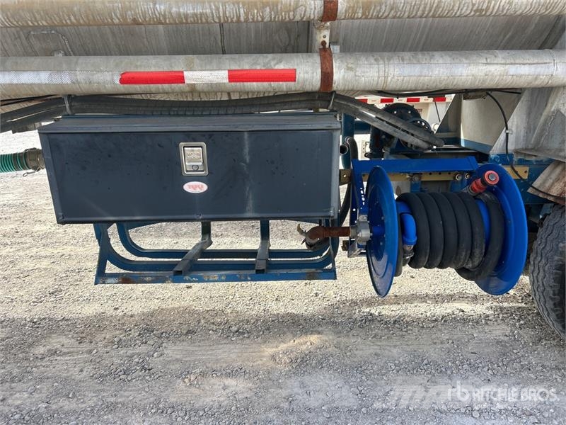 Trailmaster Tanks 7709 T/A Water Tank Trailer Muut kuorma-autot