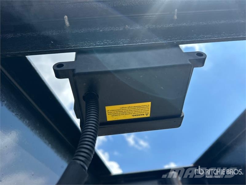 TrailMax MAC210-25 25 ft T/A Gooseneck Equipment Trailer Prikolice za prevoz vozil