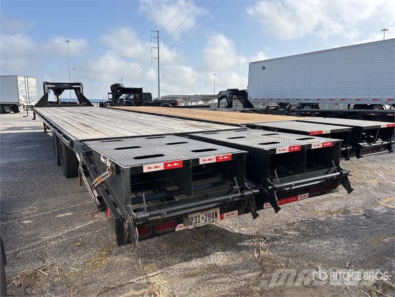 TrailMax Max 40 ft T/A Gooseneck Equipment Trailer Maschinetransporter