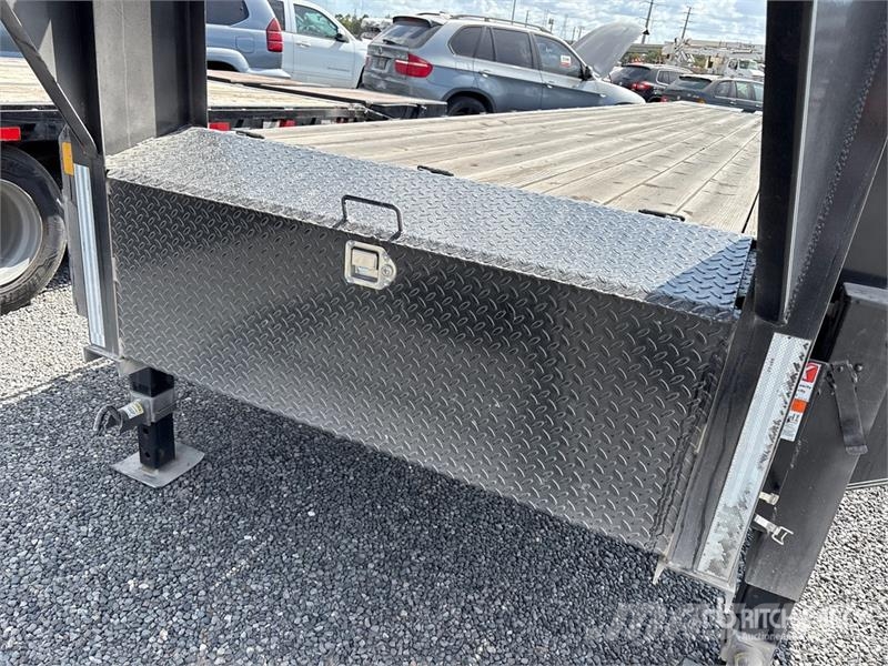 TrailMax Max210S-40 40 ft T/A Gooseneck Equipment Trailer Auto pārvadāšanas treileri