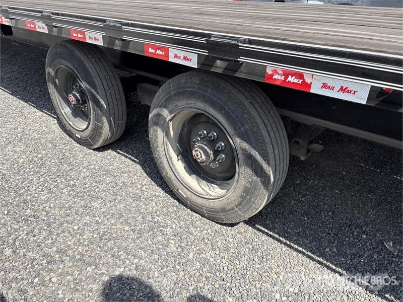 TrailMax Max210S-40 40 ft T/A Gooseneck Equipment Trailer Auto pārvadāšanas treileri