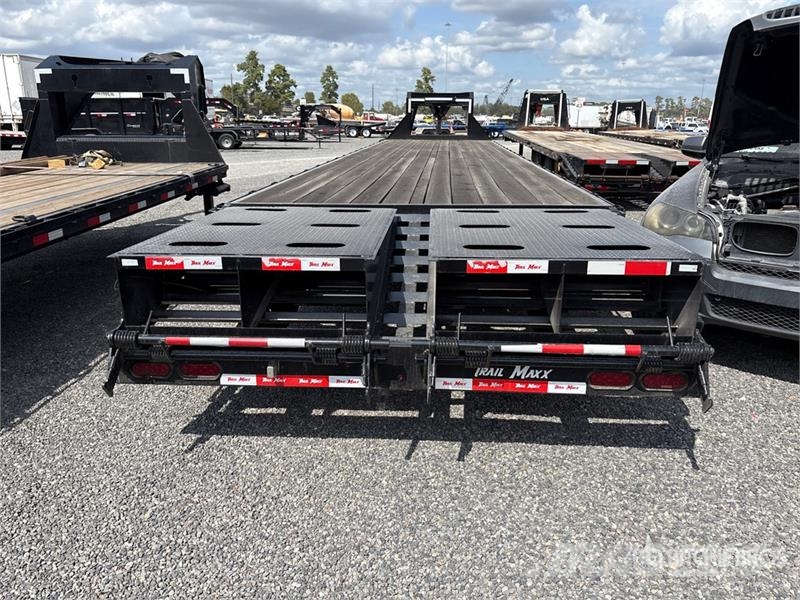 TrailMax Max210S-40 40 ft T/A Gooseneck Equipment Trailer Auto pārvadāšanas treileri