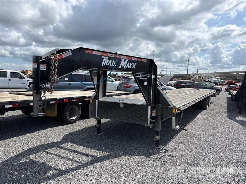TrailMax Max210S-40 40 ft T/A Gooseneck Equipment Trailer Auto pārvadāšanas treileri