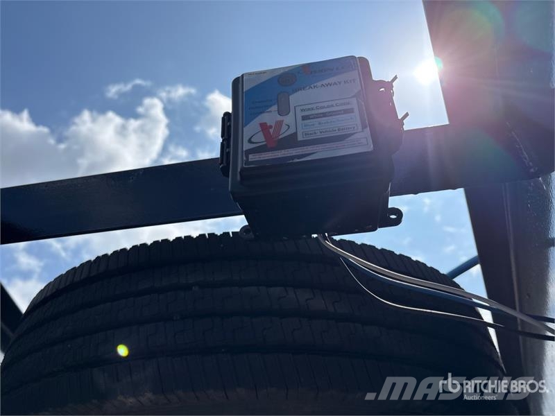 TrailMax Max210S-40 40 ft T/A Gooseneck Equipment Trailer Auto pārvadāšanas treileri