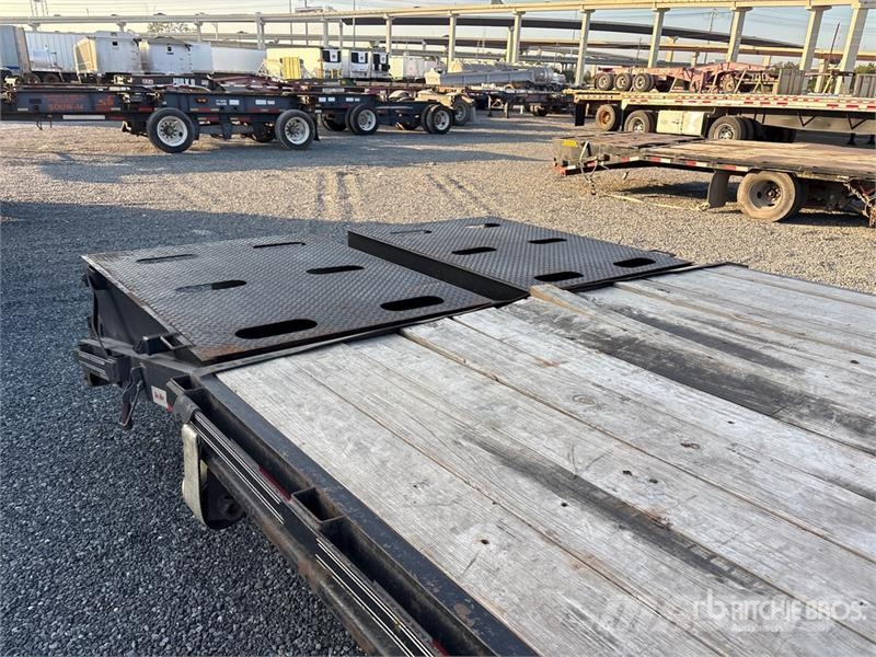 TrailMax Max27-40 40 ft T/A Gooseneck Equipment Trailer Прицепы-Автовозы