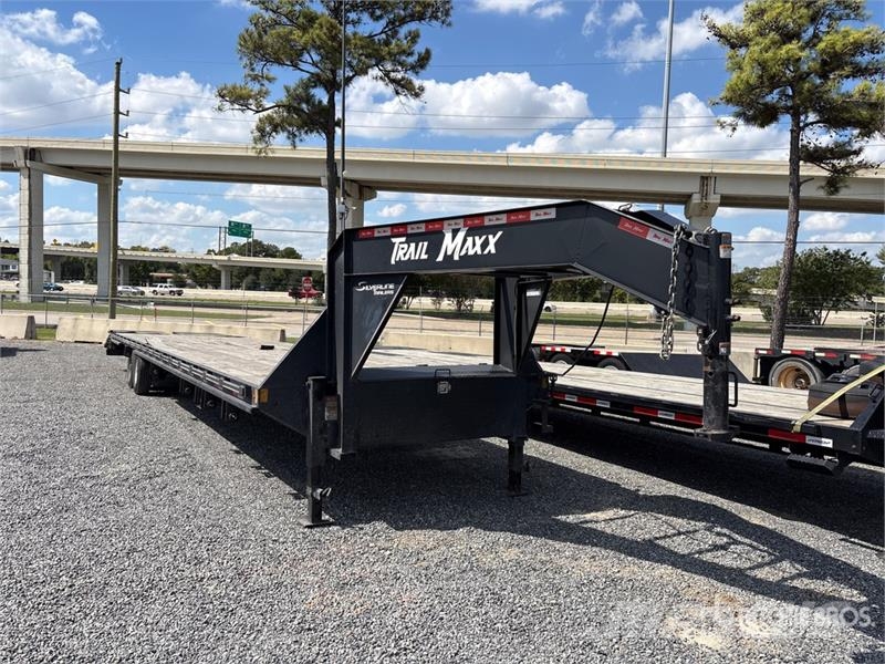 TrailMax Max27-40 40 ft T/A Gooseneck Equipment Trailer Prikolice za prevoz vozil
