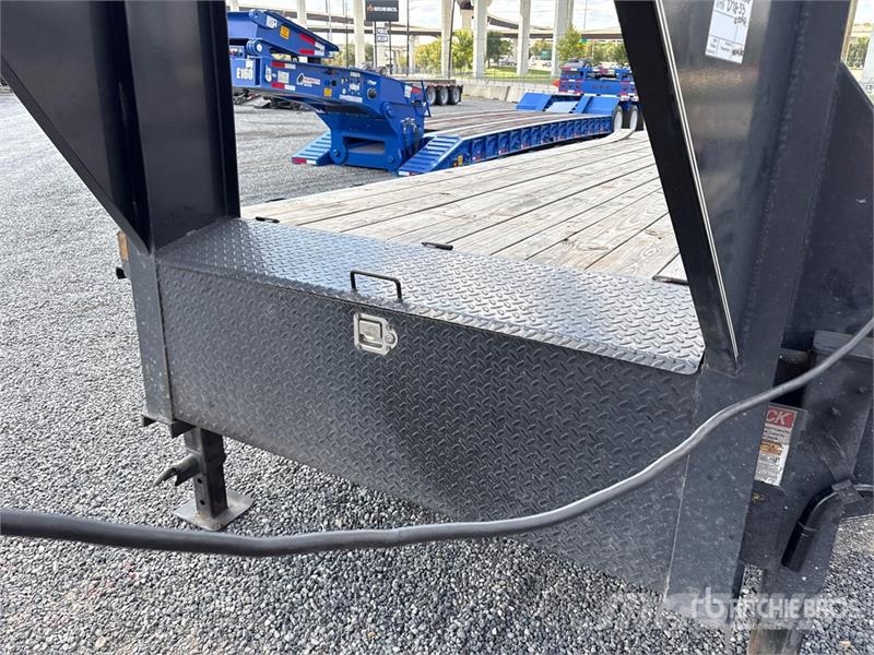 TrailMax Max27-40 40 ft T/A Gooseneck Equipment Trailer Prikolice za prevoz vozil