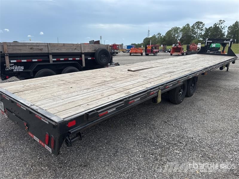 TrailMaxx 40 ft T/A Equipment Trailer Przyczepy do transportu samochodów