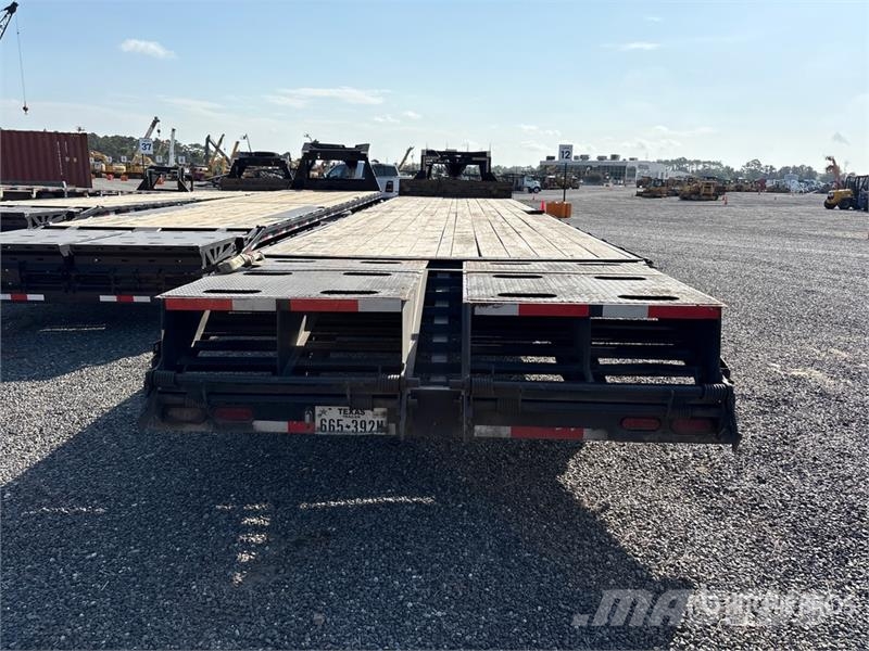 TrailMaxx 40 ft T/A Gooseneck Equipment Trailer Przyczepy do transportu samochodów