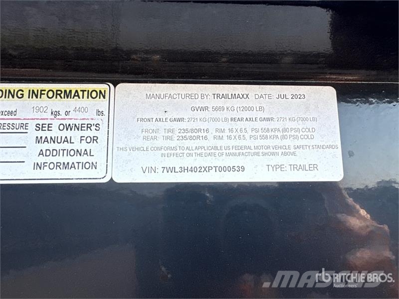 TrailMaxx 40 ft T/A Gooseneck Equipment Trailer Przyczepy do transportu samochodów