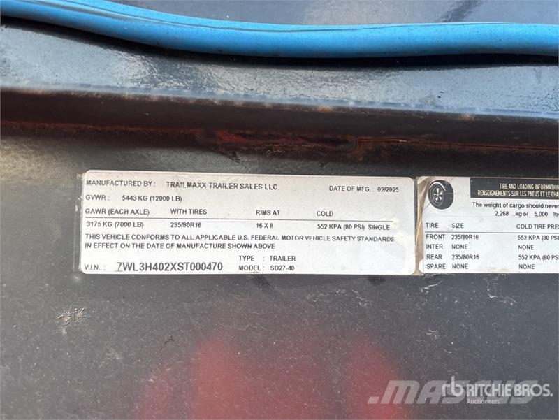 TrailMaxx Gooseneck Flatbed Trailer Planhengere