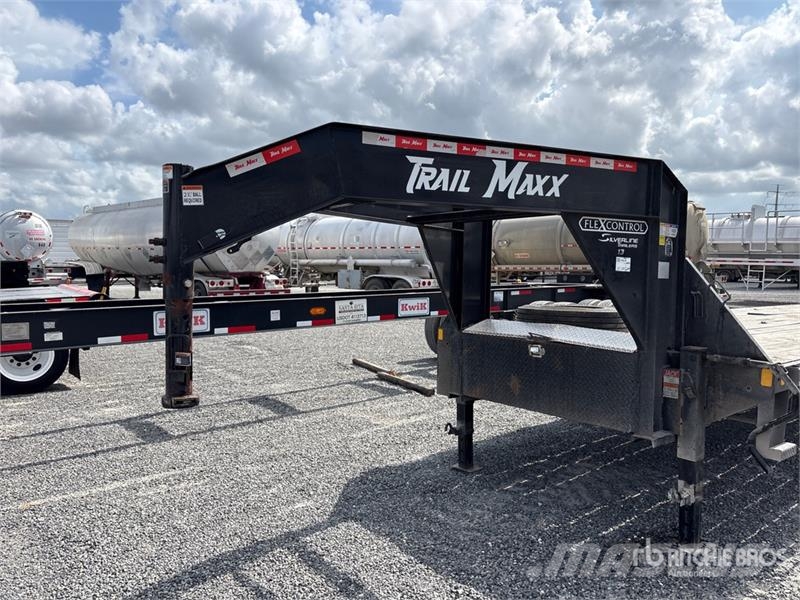 TrailMaxx Max210S-40 40 ft T/A Gooseneck Equipment Trailer Prikolice za prevoz vozil