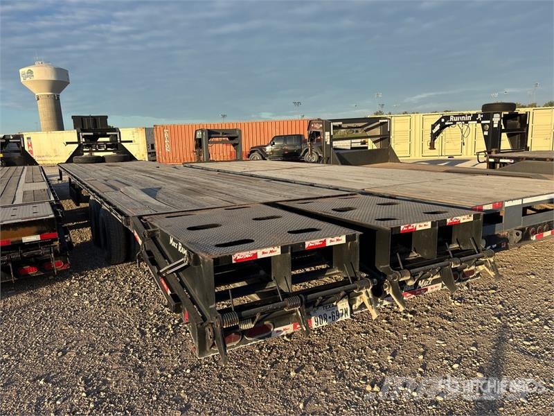 TrailMaxx MAX212-40 40 ft T/A Gooseneck Equipment Trailer Remorque porte engin
