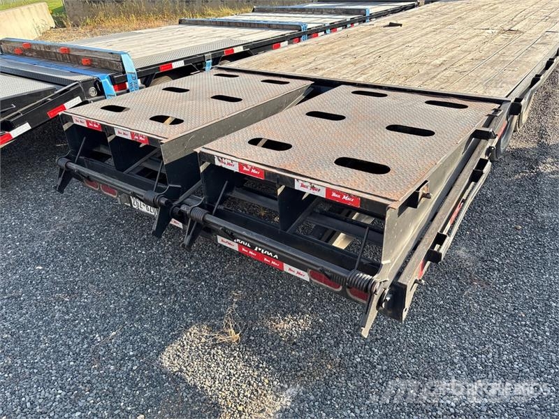 TrailMaxx MAX27-32 32 ft T/A Gooseneck Equipment Trailer Prikolice za prevoz vozil