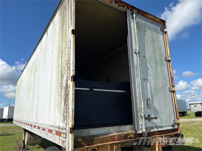 Trailmobile 28 ft x 102 in S/A Refrigerated Trailer Semi remorque frigorifique