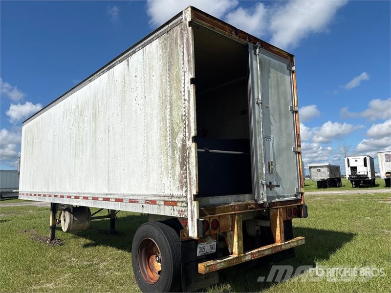 Trailmobile 28 ft x 102 in S/A Refrigerated Trailer Semi remorque frigorifique
