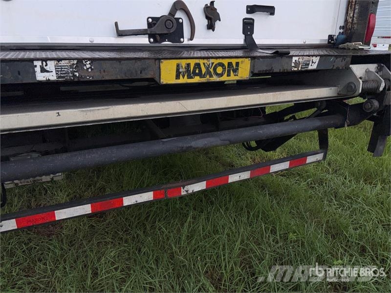 Trailmobile 53 ft x 102 in T/A Van Trailer Sanduk prikolice
