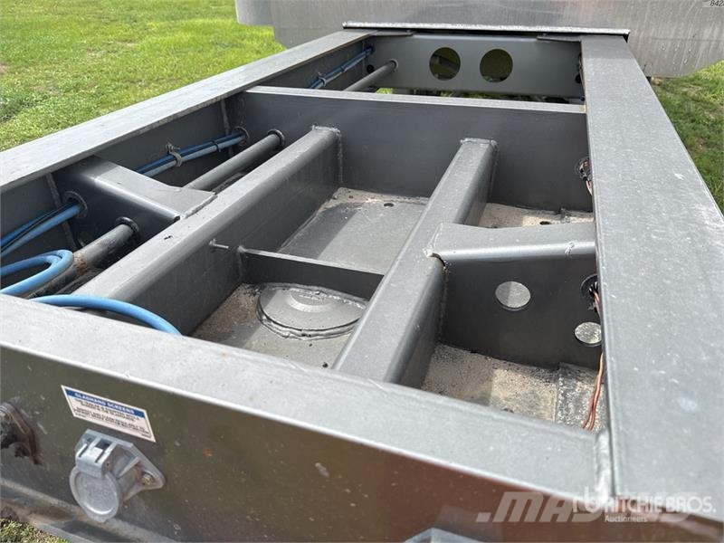 Trailstar 23 ft Tri/A End Dump Trailer Remorque benne
