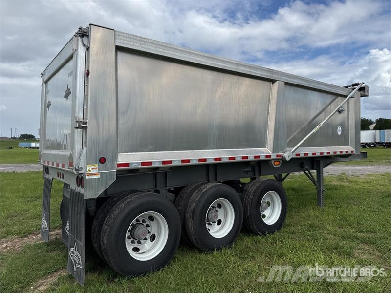 Trailstar 23 ft Tri/A End Dump Trailer Remorque benne