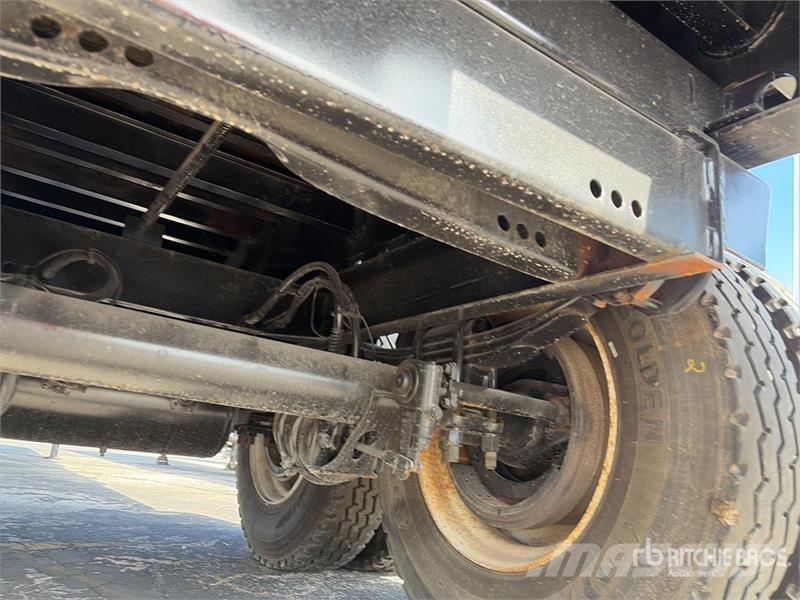 Transcraft 48 ft T/A Flatbed Trailer مقطوروات مسطحة/مفصلية الجوانب