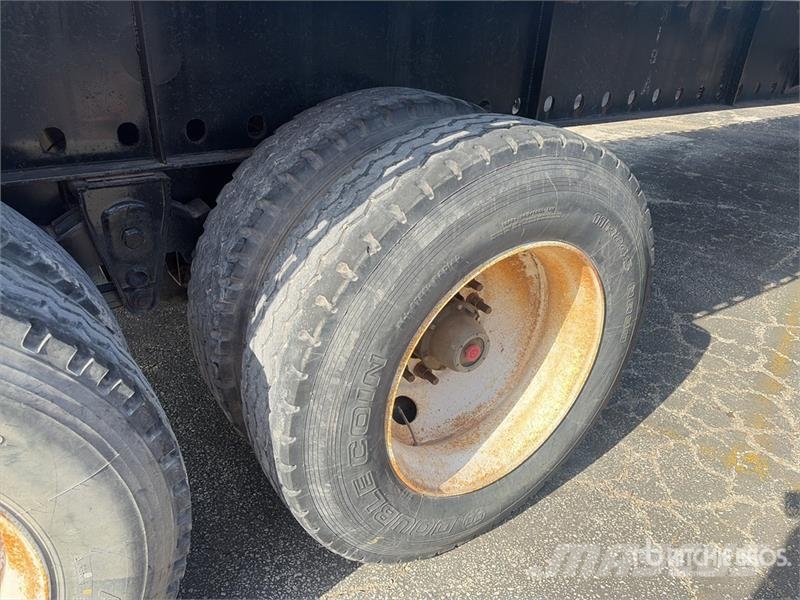 Transcraft 48 ft T/A Flatbed Trailer مقطوروات مسطحة/مفصلية الجوانب