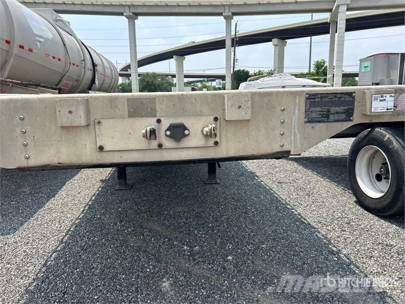 Transcraft 48 ft T/A Spread Axle Flatbed Trailer Lavaperävaunut