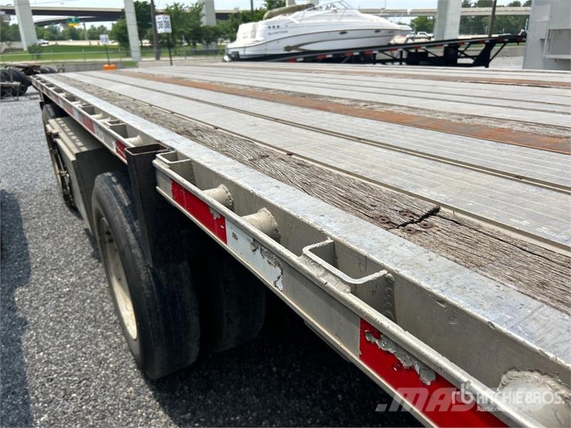 Transcraft 48 ft T/A Spread Axle Flatbed Trailer Lavaperävaunut