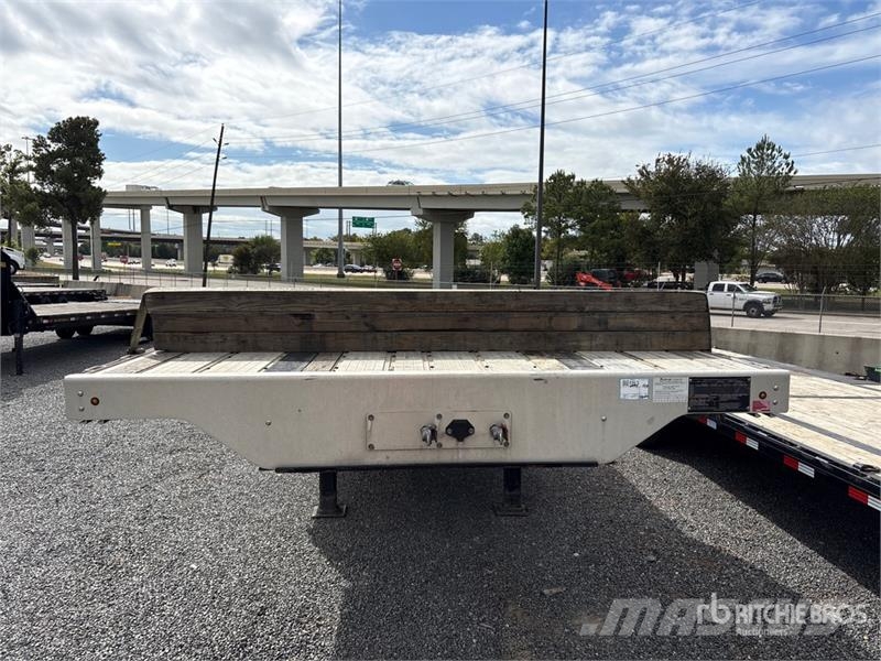 Transcraft FLD1TCM 53 ft T/A Spread Axle Step Deck Trailer 低架裝載車