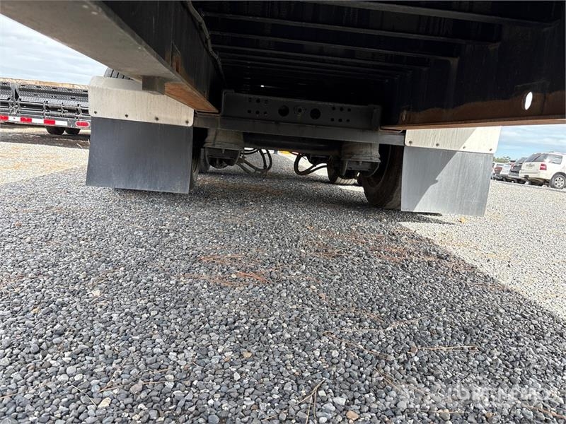 Transcraft FLD1TCM 53 ft T/A Spread Axle Step Deck Trailer 低架裝載車