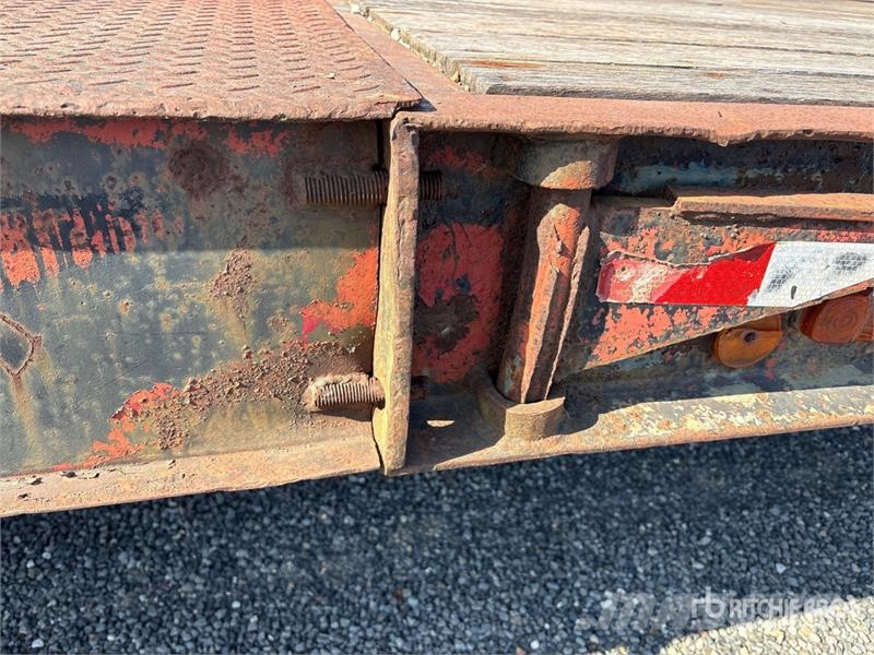 Transcraft Tri/A Step Deck Oilfield Trailer Prosess Utstyr