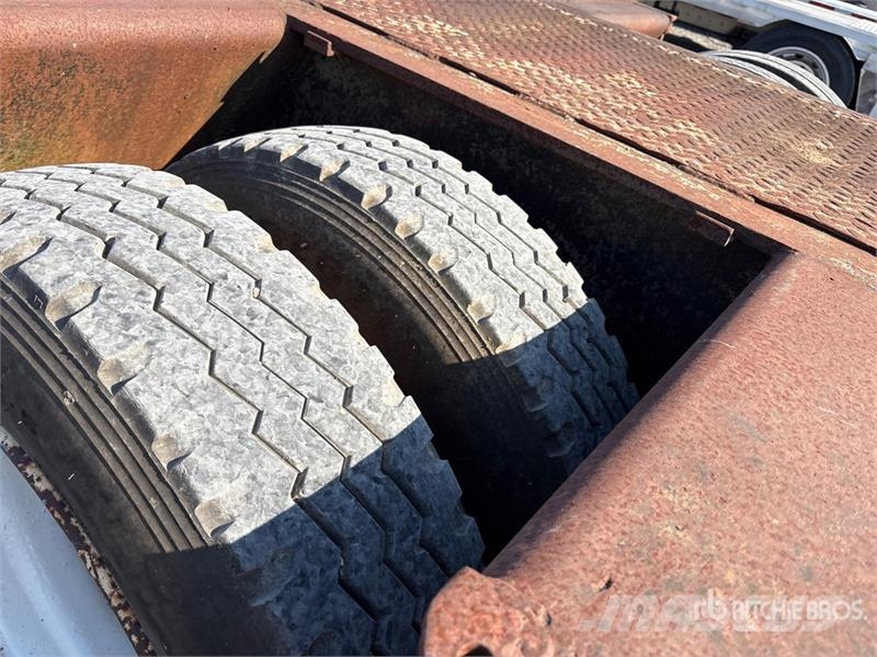 Transcraft Tri/A Step Deck Oilfield Trailer Prosess Utstyr