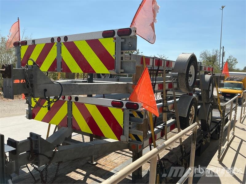 Transline STI-TTMA-100 Crash Attenuator Drugo