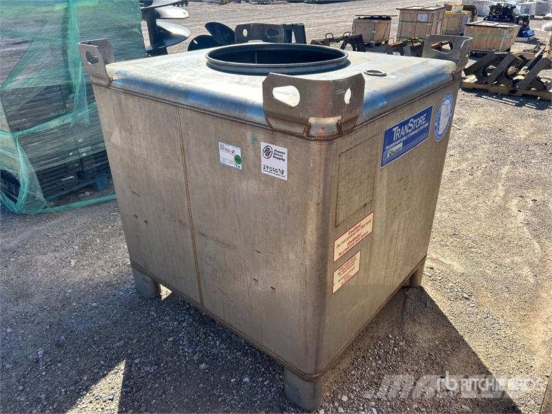 Transtore 512384 350 Gal. Chemical Tank 加工機械