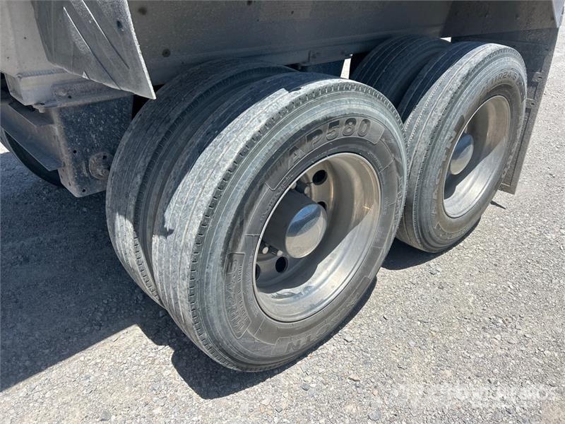 Travis 35 ft T/A Aluminum Frameless End Dump Trailer Savivartės priekabos
