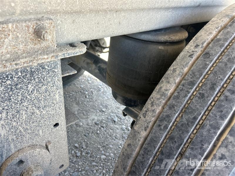 Travis 35 ft T/A Aluminum Frameless End Dump Trailer Savivartės priekabos