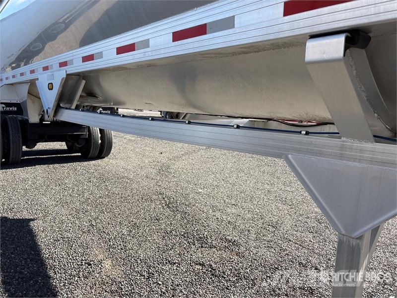 Travis S/97 39 ft T/A Aluminum End Dump Trailer Tipper trailers