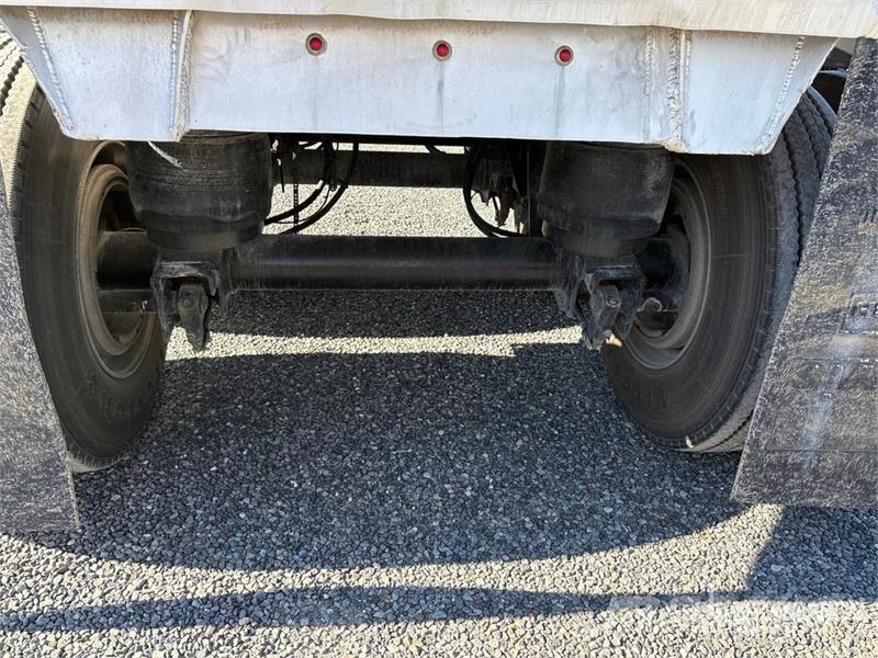 Travis S/97 39 ft T/A Aluminum End Dump Trailer Tipper trailers