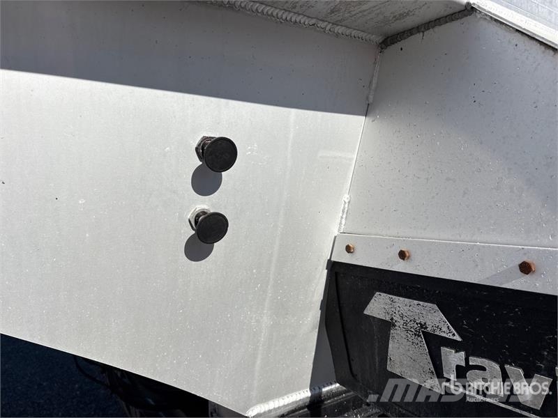 Travis S/97 39 ft T/A Aluminum End Dump Trailer Tipper trailers