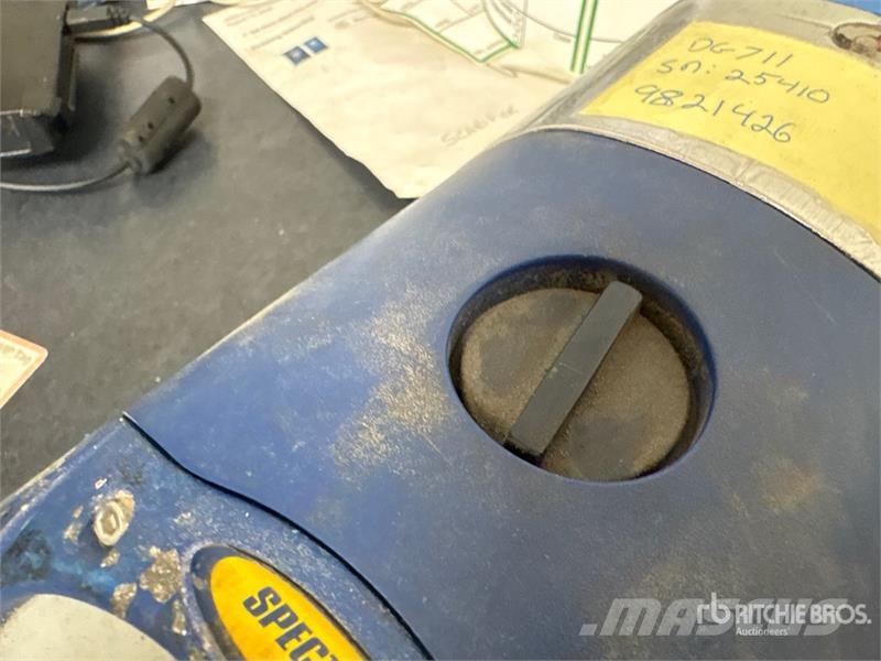 Trimble DG711 Laser Pipe Instrumente, Mess- und Automatisierungsausrüstung