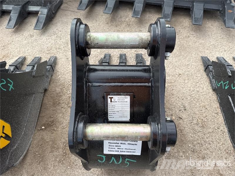 Trojan 12 in Digging Excavator Bucket - Fits 45mm Cat 303 Bakken