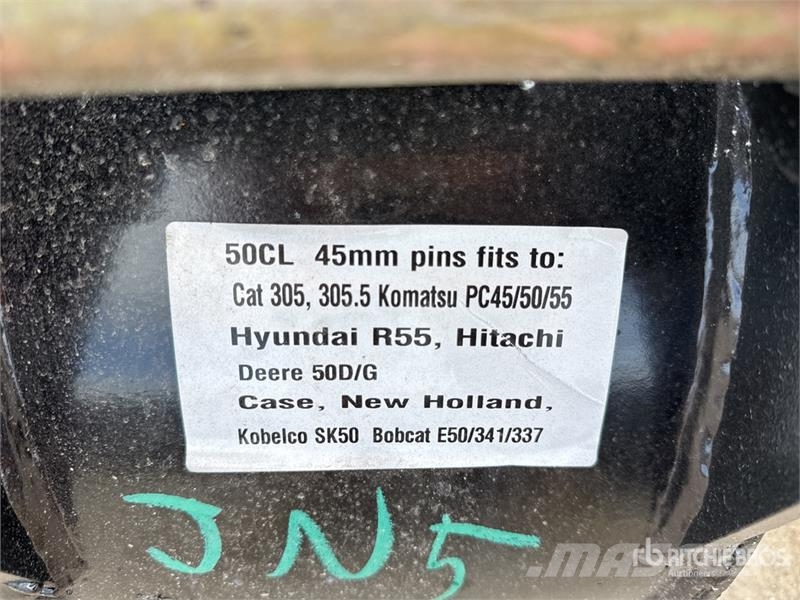Trojan 12 in Digging Excavator Bucket - Fits 45mm Cat 303 Bakken